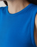 REGATA CURTA DE MALHA - AZUL