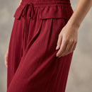 [Leve 4, Pague Só 2!] Calça Nara Feminina em Seda Ice, Viscose Premium de Alta Fluidez com Textura Micro-Plissada